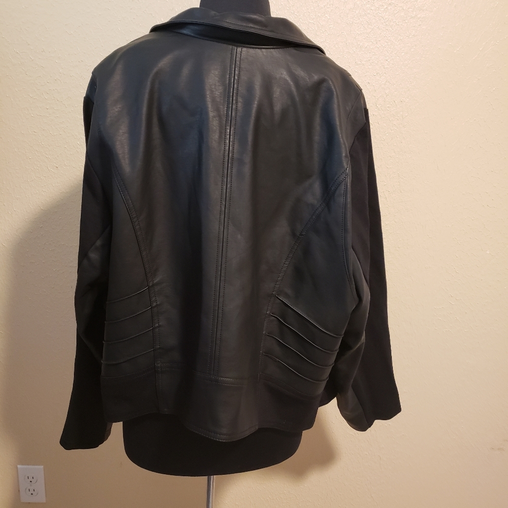 Torrid Jacket BLACK FAUX LEATHER & PONTE MOTO Size 6 or‎ 30 - Picture 11 of 11